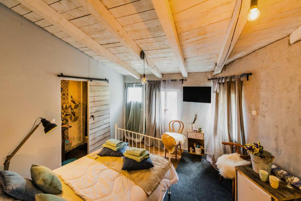 Livo Disno 12 Split Exterior foto