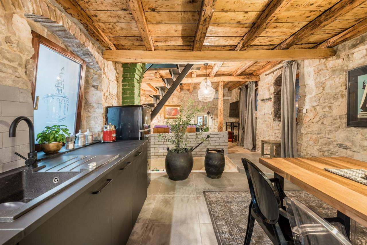 Livo Disno 12 Split Exterior foto